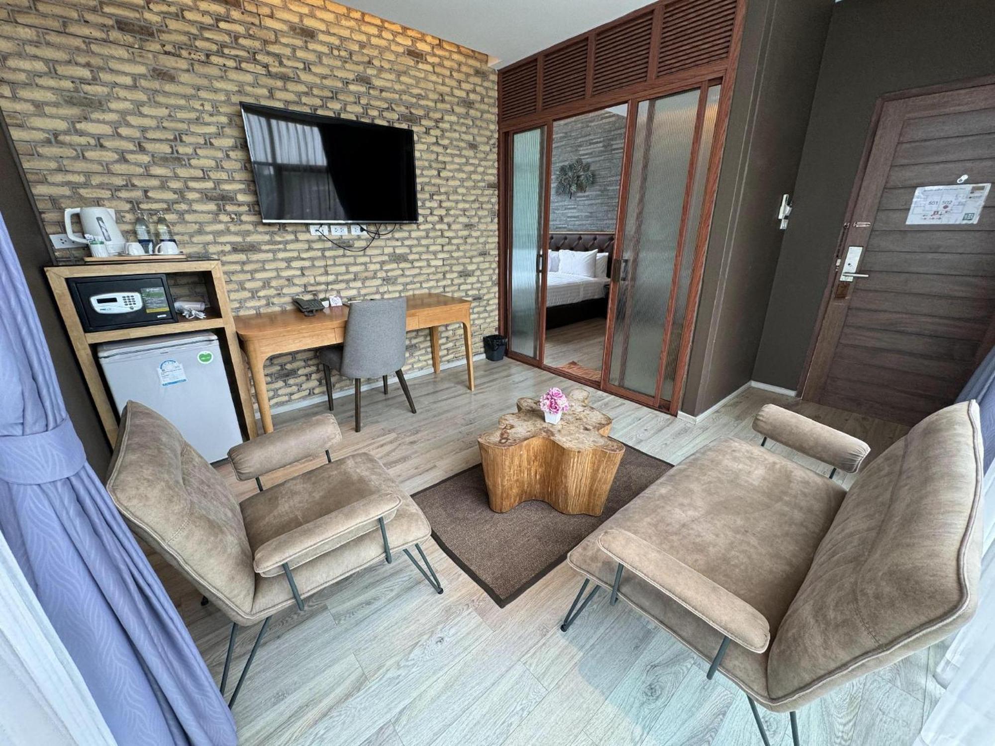 La Isla Pranburi Beach Resort Sam Roi Yot Dış mekan fotoğraf