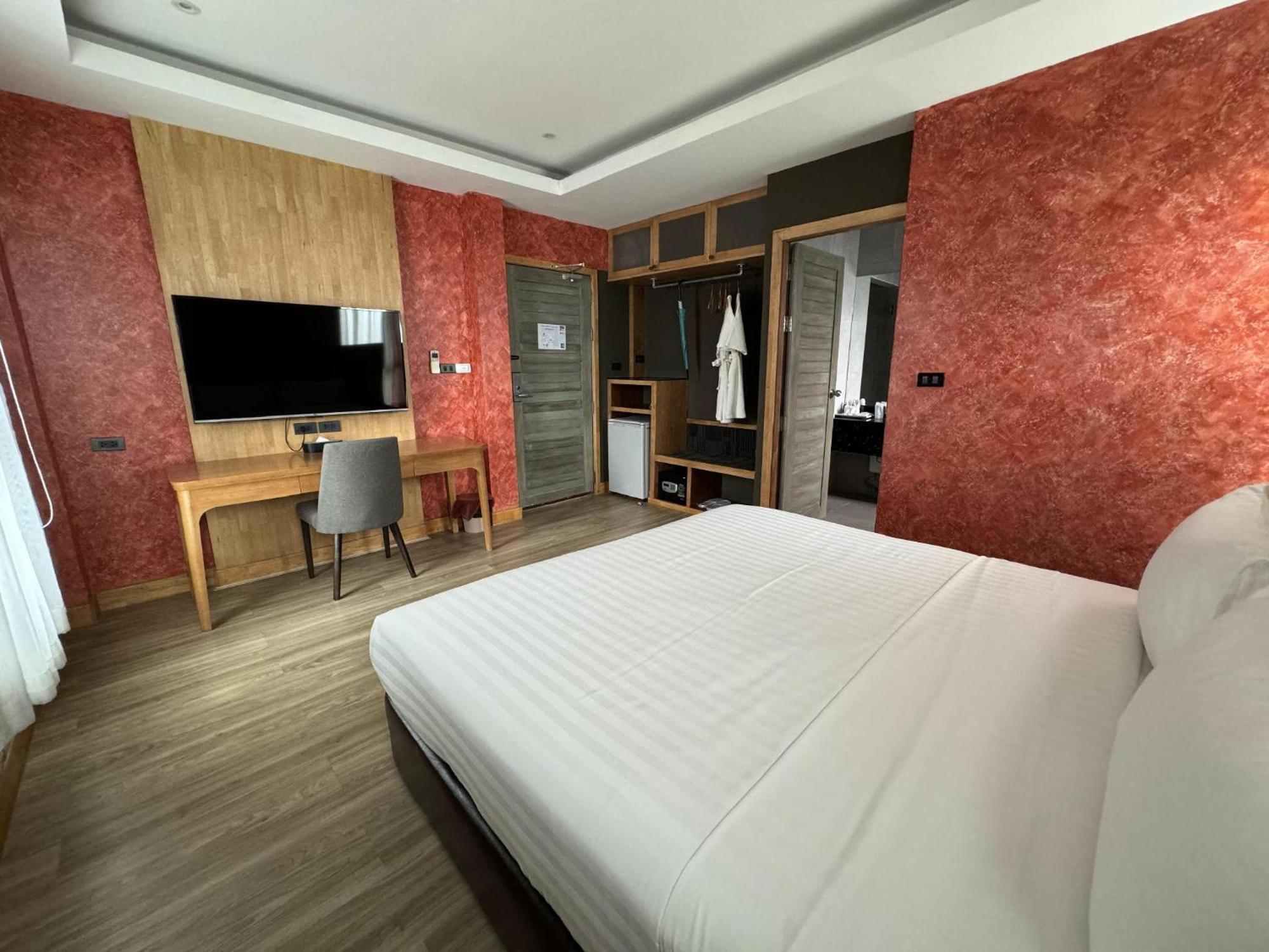 La Isla Pranburi Beach Resort Sam Roi Yot Dış mekan fotoğraf