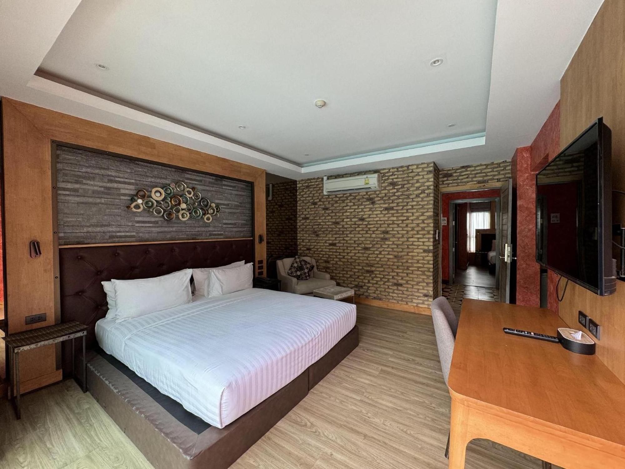 La Isla Pranburi Beach Resort Sam Roi Yot Dış mekan fotoğraf