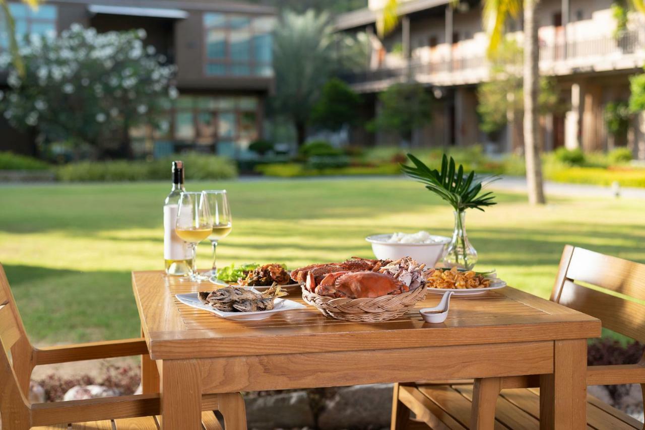 La Isla Pranburi Beach Resort Sam Roi Yot Dış mekan fotoğraf