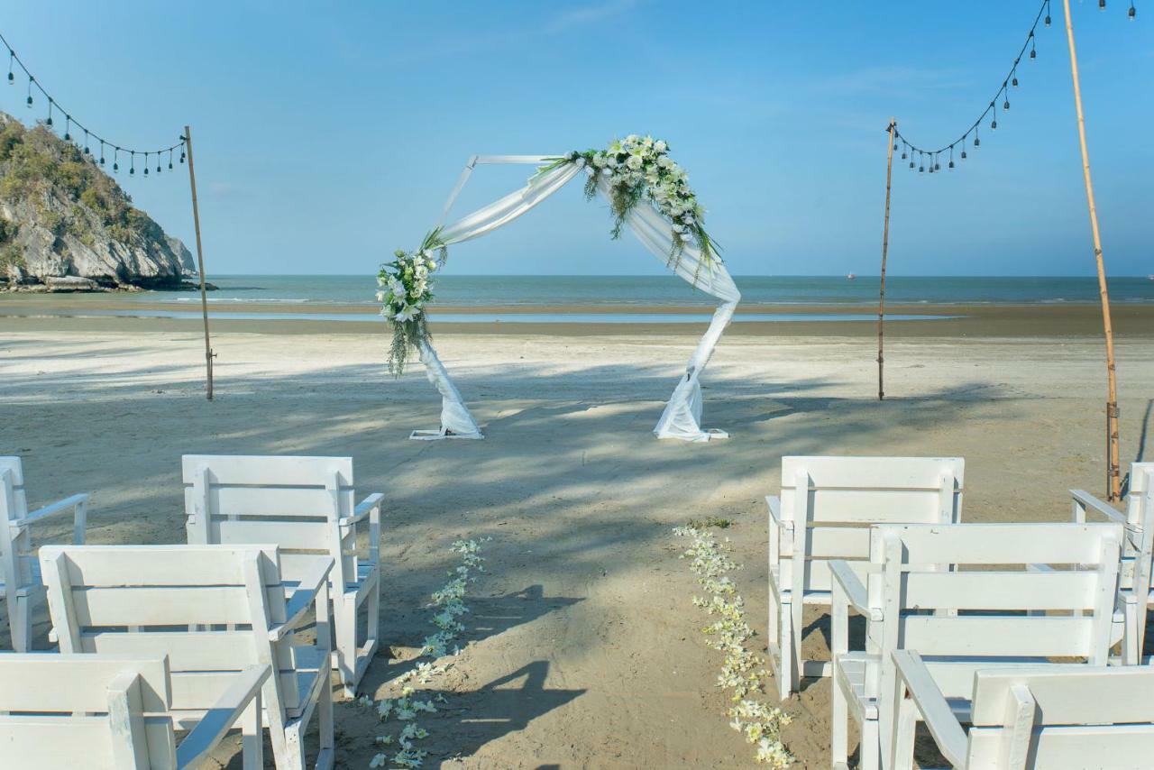 La Isla Pranburi Beach Resort Sam Roi Yot Dış mekan fotoğraf