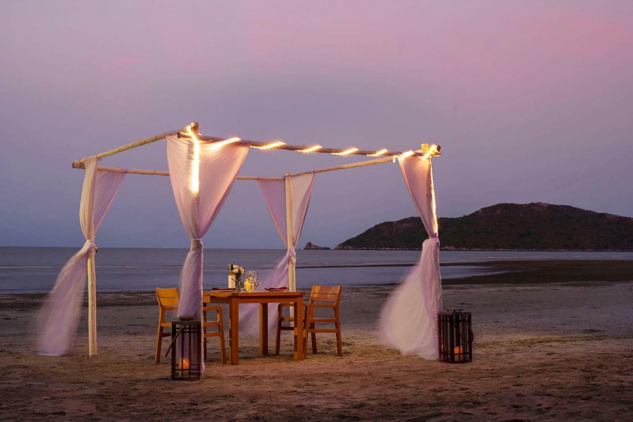 La Isla Pranburi Beach Resort Sam Roi Yot Dış mekan fotoğraf